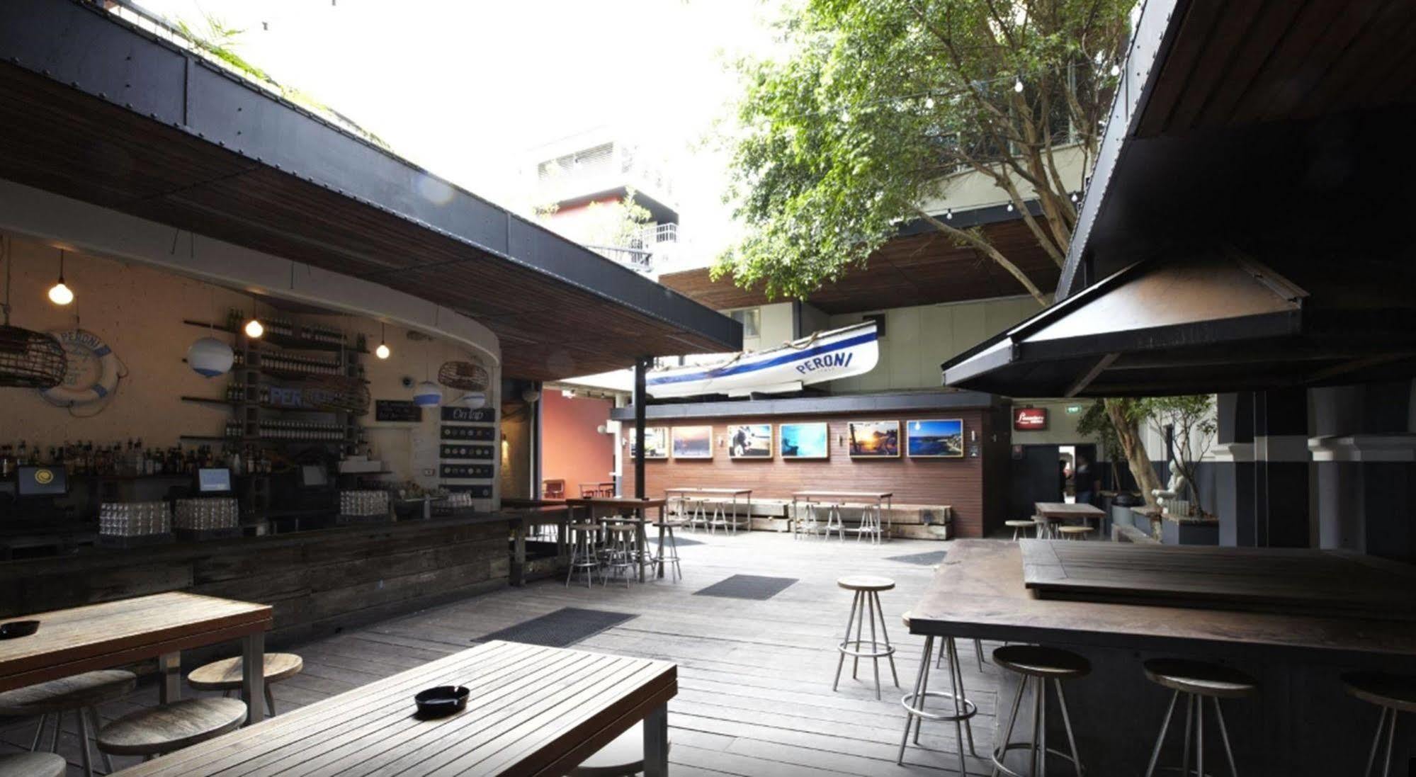 At Steyne